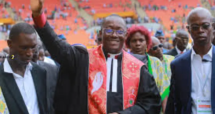 portrait-investi-bishop-de-leglise-methodiste-seraphin-anoh-moude-le-parcours-atypique-dun-homme-de-foi