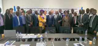 gestion-des-huiles-usagees-le-ministere-du-commerce-lancement-letude-de-faisabilite-de-la-construction-dun-centre-de-recyclage