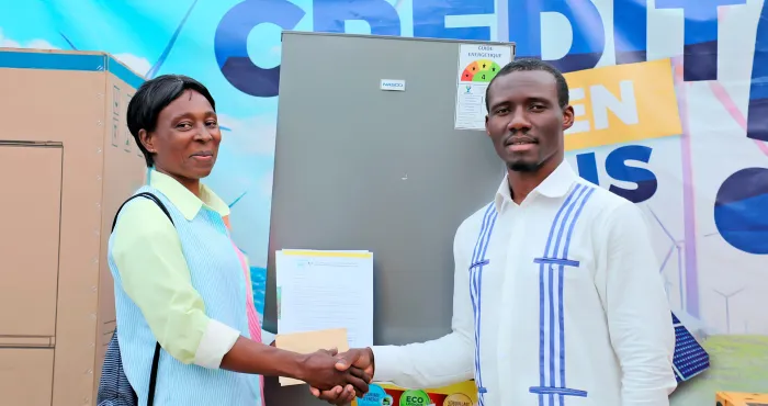 soutien-a-lentrepreneuriat-jeune-dr-traore-lamine-chef-dentreprise-tient-ses-engagements