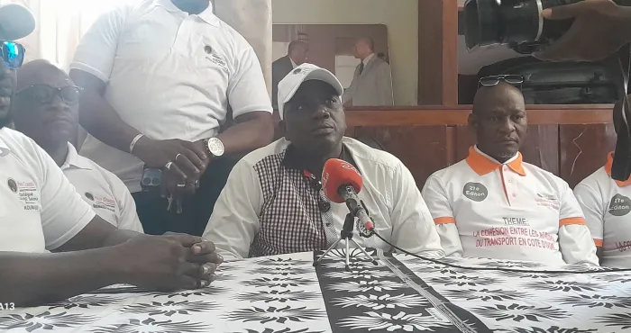greve-annoncee-de-certains-transporteurs-le-coordinateur-du-district-dabidjan-traore-adama-met-en-garde
