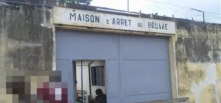 bouake-une-operation-de-fouille-du-camp-penal-fait-5-morts-et-39-blesses