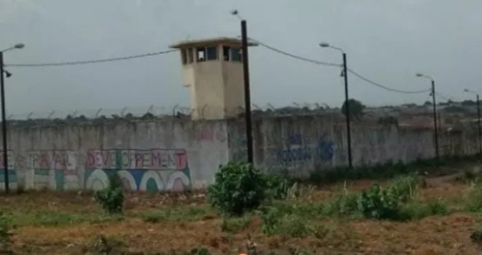 fouille-penitentiaire-a-bouake-un-drame-au-coeur-de-la-prison