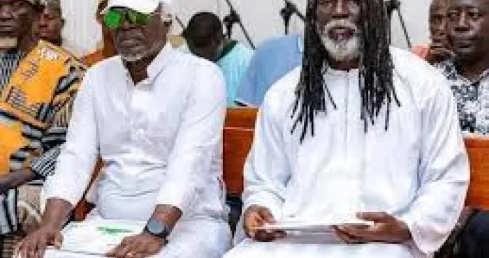 alpha-blondy-rompt-le-silence-tiken-jah-et-moi-avons-des-missions-complementaires