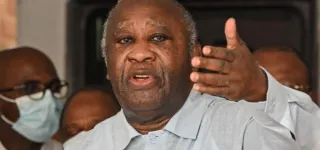 en-meeting-a-port-bouet-laurent-gbagbo-se-joue-a-lamnesique