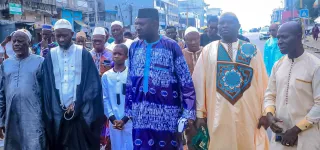 tabaski-2025-el-hadj-coulibaly-amadou-lors-priere-de-laid-el-kebir-a-la-mosquee-nour-islam-de-yopougon-ananerais