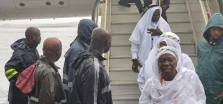 hadj-2025-le-retour-des-pelerins-sous-le-regard-bienveillant-des-autorites-ivoiriennes