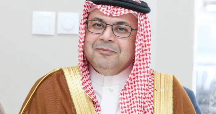 retour-hadj-2025-lambassadeur-saoudien-et-les-autorites-ivoiriennes-accueillent-la-premiere-vague-des-pelerins