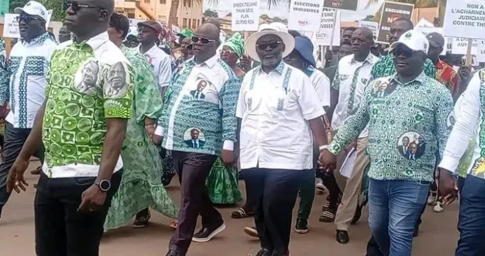marche-de-protestation-le-pdci-se-ridiculise-a-cocody