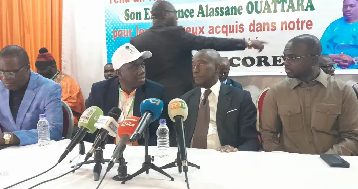 presidentielle-2025-les-transporteurs-dabidjan-prets-a-payer-la-caution-du-president-ouattara