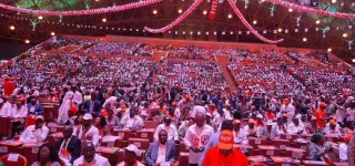 2e-congres-du-rhdp-le-parti-au-pouvoir-affiche-sa-force-entre-enracinement-national-et-poids-institutionnel