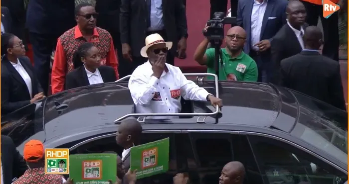 meeting-de-cloture-du-congres-du-rhdp-alassane-ouattara-accueilli-sous-ovation