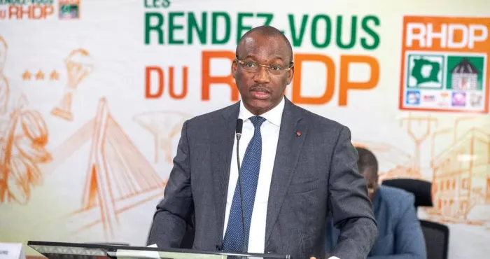 mamadou-toure-porte-parole-adjoint-du-gouvernement-alassane-ouattara-sera-notre-candidat