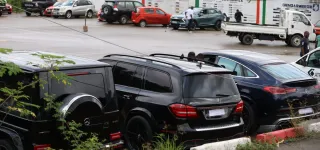 gestion-des-avoirs-criminels-34-vehicules-saisis-vendus-aux-encheres-publiques