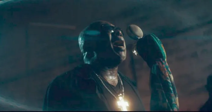 john-kiffy-a-coeur-ouvert-jai-ete-le-premier-artiste-a-chanter-pour-le-president-gbagbo