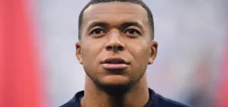 mbappe-porte-plainte-contre-le-psg-pour-harcelement-moral
