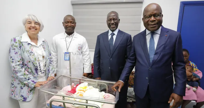 cooperation-ivoiro-suisse-elisabeth-baume-schneider-visite-le-centre-de-sante-millionnaire-extension-de-yopougon