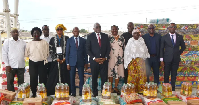 actions-sociales-cisse-bacongo-fait-dons-de-plusieurs-tonnes-de-vivres-et-non-vivres