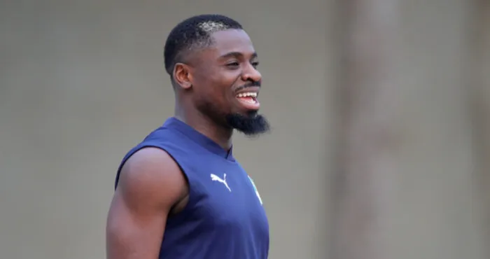 serge-aurier-je-prefere-ne-pas-manger-que-de-signer-a-marseille