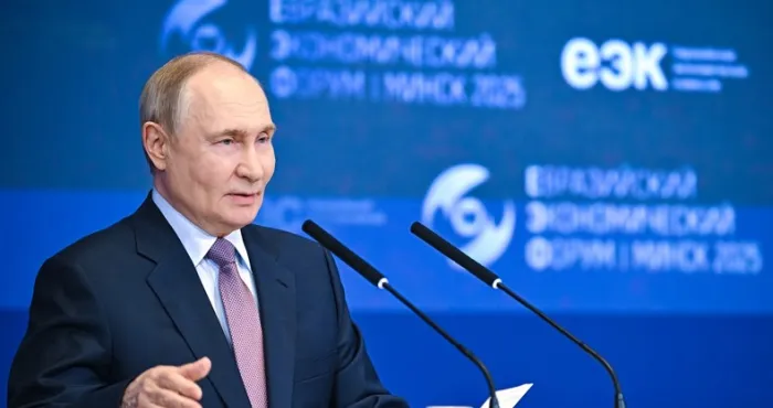 vladimir-poutine-accuse-ce-nest-pas-un-vol-cest-un-pillage-300-milliards-dactifs-russes-geles-par-loccident