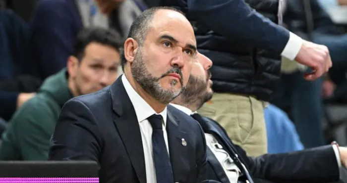 le-real-madrid-se-separe-de-chus-mateo-et-engage-sergio-scariolo