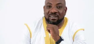 siro-devoile-sa-tactique-pour-gerer-ses-deux-copines