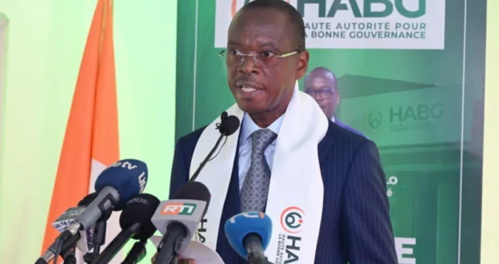 journee-africaine-de-la-lutte-contre-la-corruption-la-habg-ouvre-ses-portes-aux-acteurs-des-medias
