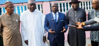 presidentielle-2025-ble-goude-expose-ses-craintes-a-boni-yayi-et-jonathan-goodluck