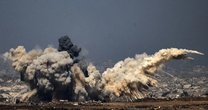 gaza-sous-feu-au-moins-85-palestiniens-tues-dans-des-bombardements-israeliens