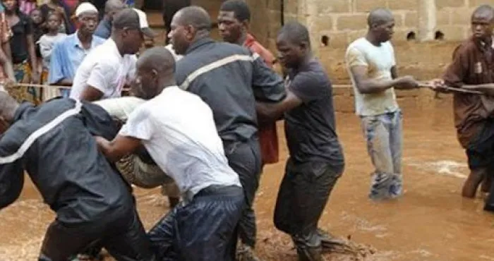 fortes-pluies-a-abidjan-fait-04-deces-certains-02-blesses