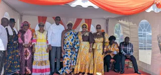 fete-des-meres-a-koumassi-harlette-badou-magnifie-plus-de-800-femmes-du-zanzan