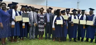 medias-formation-listc-polytechnique-remet-les-diplomes-en-management-a-16-professionnels