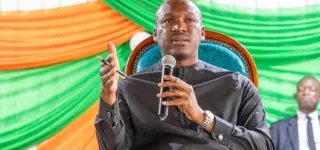 jeunesse-de-la-me-patrick-achi-et-mamadou-toure-pronent-la-discipline-et-lengagement