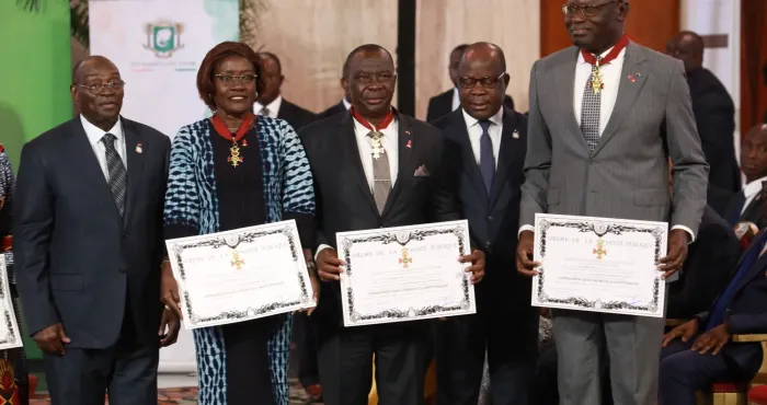 faits-commandeur-dans-lordre-de-la-sante-publique-mariatou-kone-et-kobenan-adjoumani-reconnaissants-a-alassane-ouattara