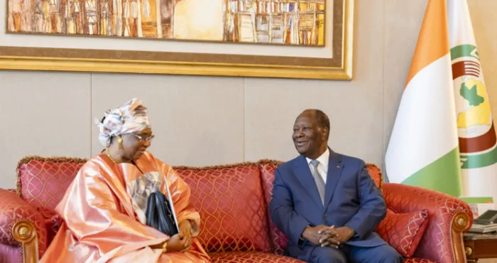 le-chef-de-letat-a-echange-avec-une-envoyee-speciale-du-president-de-la-mauritanie