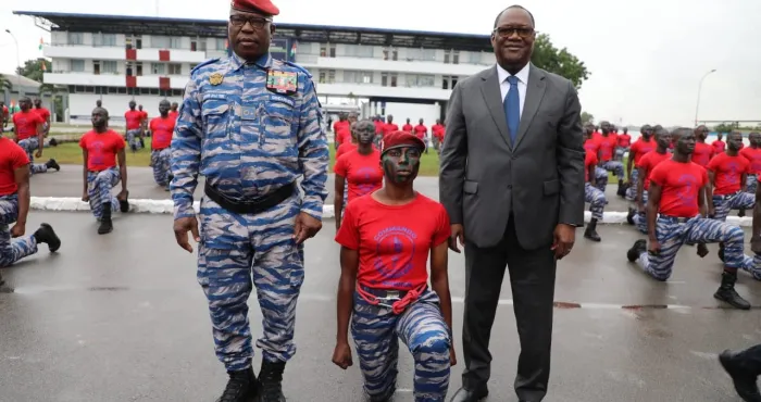gendarmerie-nationale-21-femmes-decrochent-leur-beret-rouge