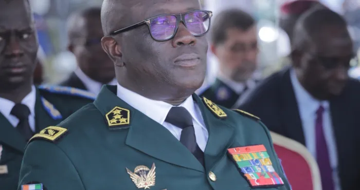 le-gal-lassina-doumbia-eleve-au-rang-de-caporal-chef-dhonneur-une-distinction-inedite-qui-salue-un-leadership-transformateur
