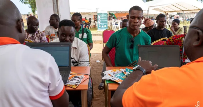 lutte-contre-le-chomage-lagence-emploi-jeunes-un-tremplin-vers-lautonomie-pour-des-milliers-de-jeunes-ivoiriens