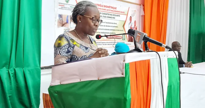 education-nationale-le-controle-biometrique-des-eleves-passe-a-la-vitesse-superieure