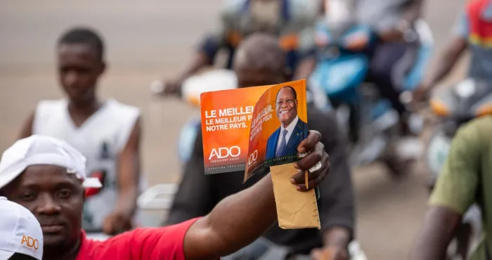 alassane-ouattara-annonce-sa-candidature-la-cote-divoire-en-liesse