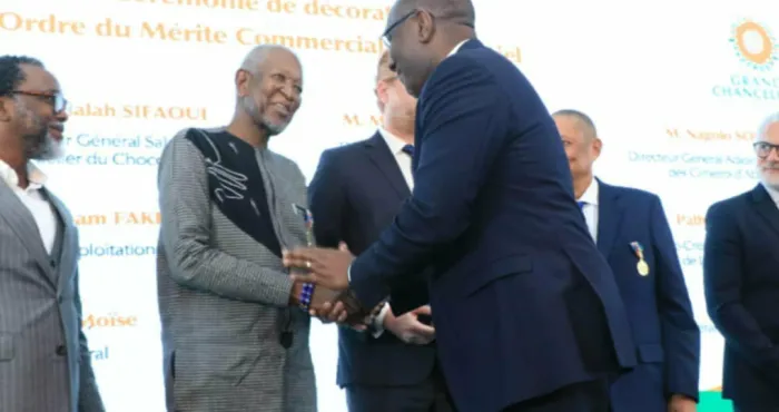 patheo-eleve-au-rang-dofficier-dans-lordre-du-merite-commercial-et-industriel-de-cote-divoire