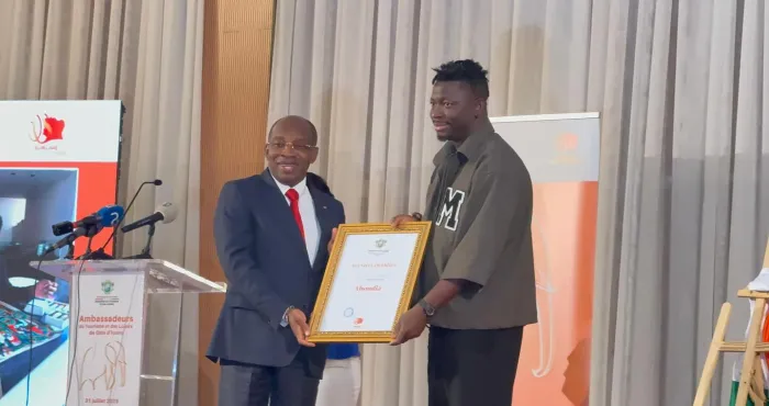 lartiste-peintre-aboudia-fait-ambassadeur-du-tourisme-et-des-loisirs