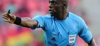 scandale-arbitral-la-caf-decapite-noumandiez-desire-doue-apres-une-finale-feminine-explosive
