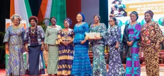 presidentielle-2025-les-femmes-debout-pour-ado-20-millions-fcfa-remis-pour-sa-caution