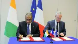 cooperation la france signe un 3e c2d dun montant de 751 milliards fcfa avec la cote divoire