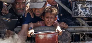 gaza-affamee-le-monde-impuissant-lonu-sonne-lalarme-face-a-une-crise-humanitaire-sans-precedent