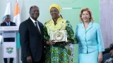 un hommage litteraire national anzata ouattara couronnee au prix national dexcellence 2025