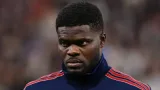 thomas partey dans la tourmente libere sous caution apres des accusations de viol
