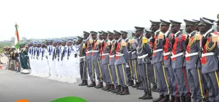 bouake-en-fete-de-la-rigueur-militaire-aux-couleurs-du-carnaval-pour-les-65-ans-de-lindependance