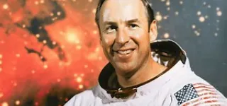 lastronaute-americain-jim-lovell-commandant-de-la-mission-apollo-13-est-mort