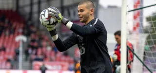 lucas-chevalier-lex-gardien-du-losc-debarque-au-psg-pour-40-millions-deuros